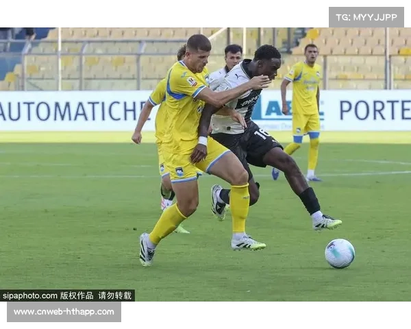 帕尔马锋线老将佩莱格里诺频繁错失机会 引援需求日益迫切